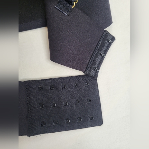 Knix Wingwoman Contour Bra Black Padded Wireless Adjustable Size (5) 38C/D 40C - Picture 12 of 13